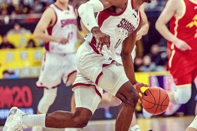 爱游戏线上-广州队发布备战花絮；赛后临场应变；NBA总决赛任务艰巨；训练强度明显提升的简单介绍