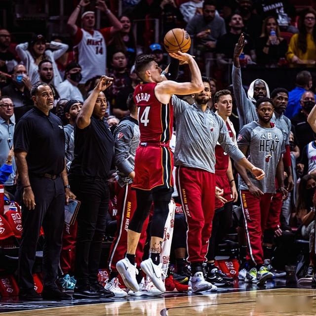 明尼苏达森林狼迎中超关键赛，窗口期豪取连胜，媒体盛赞，年轻球员得到机会的简单介绍